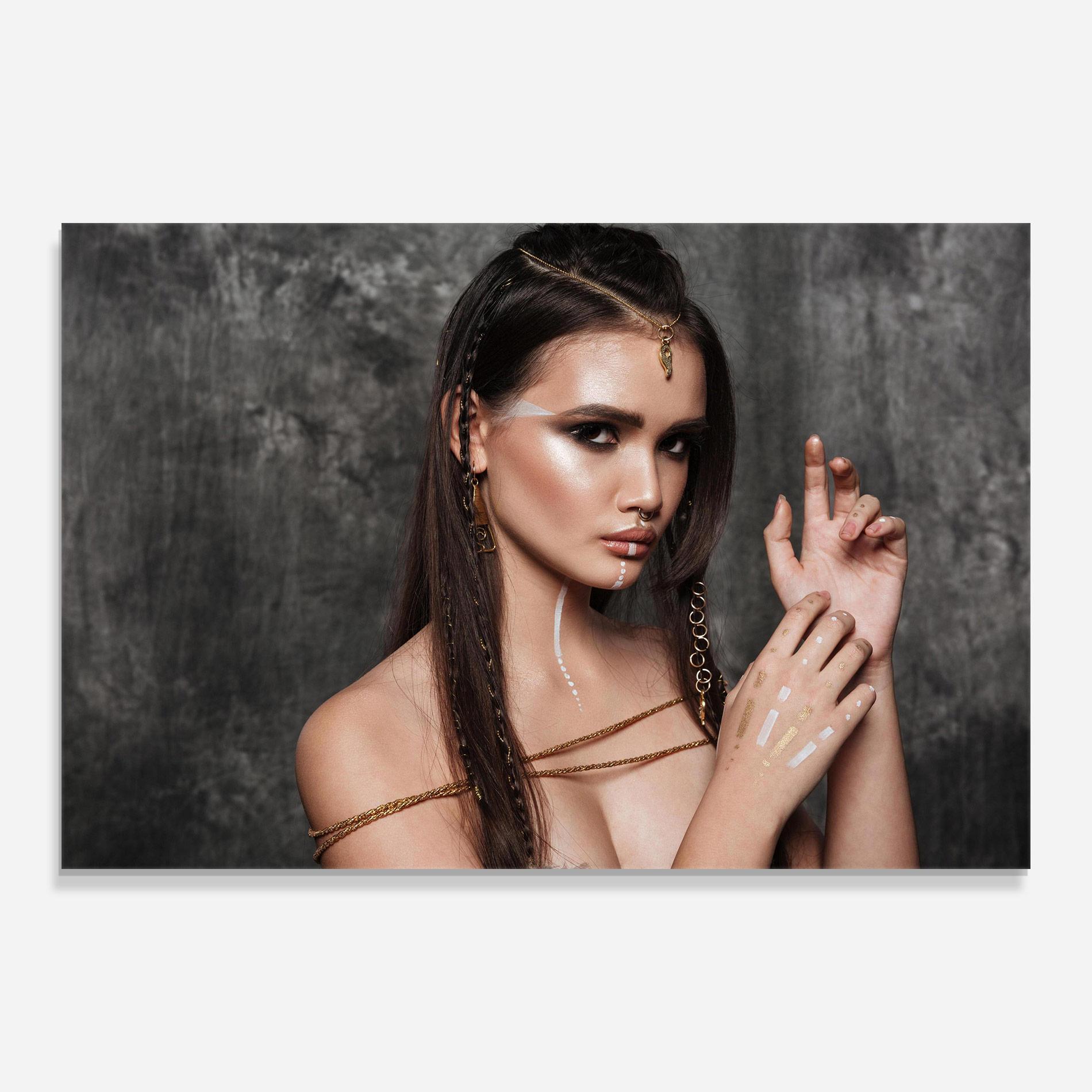 Obraz na Szkle Gold Hair Accessory mockup 0