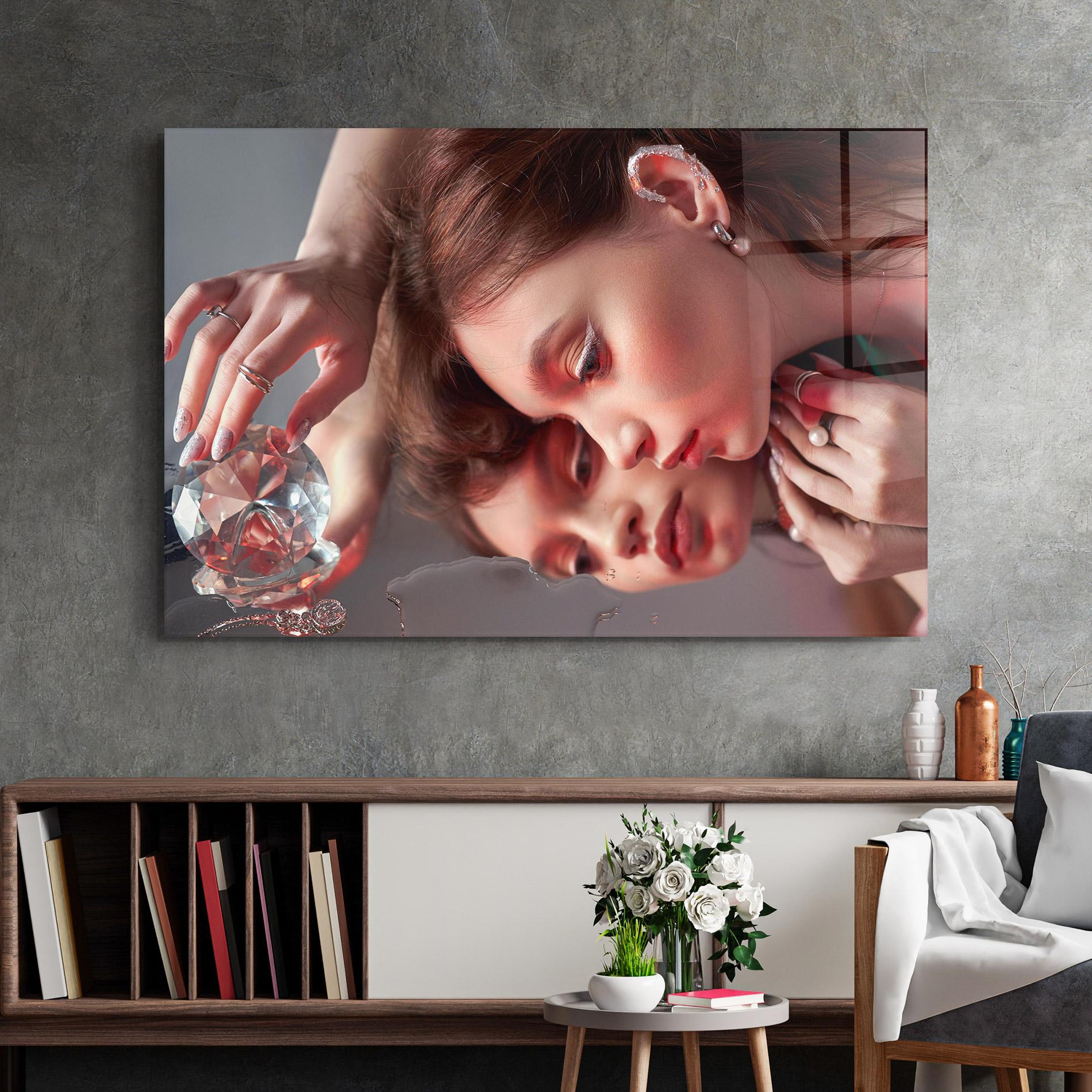 Obraz na Szkle Big Diamond Hand mockup 2