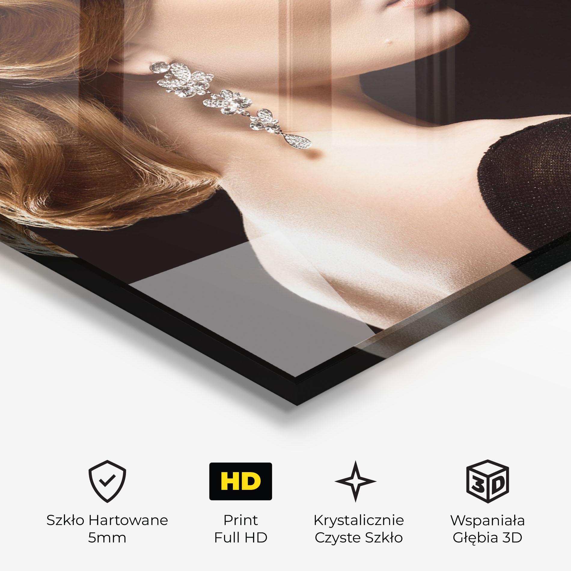 Obraz na Szkle Elegant Earrings mockup 3