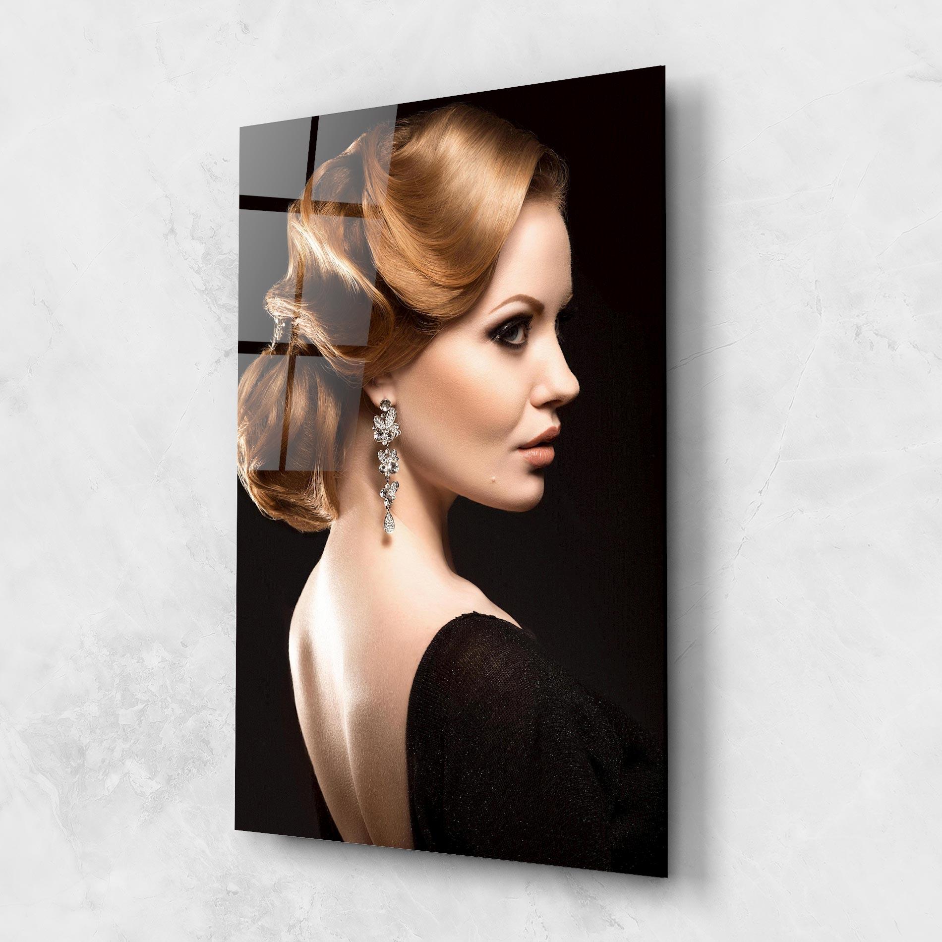 Obraz na Szkle Elegant Earrings mockup 1