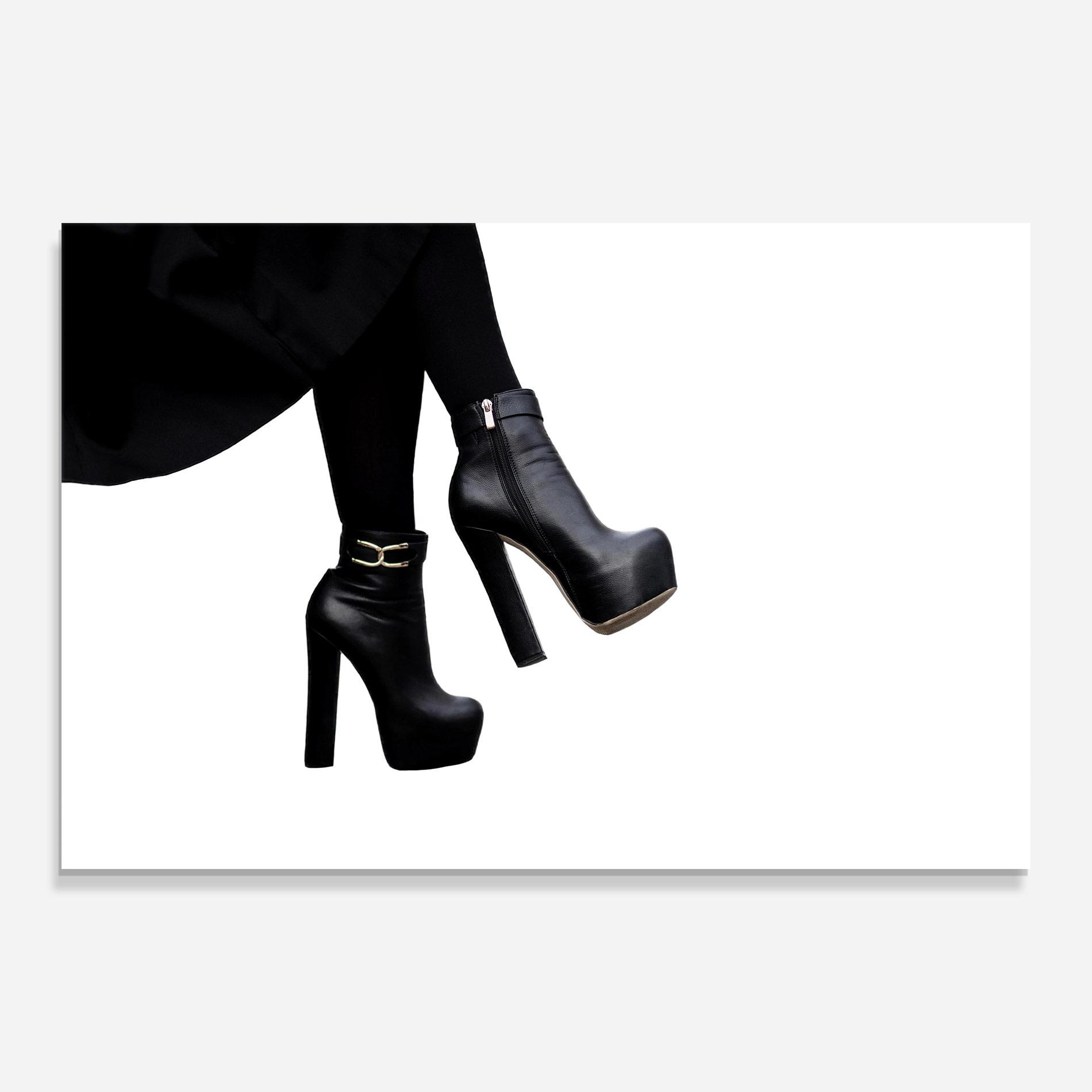 Obraz na Szkle High Heeled Boots mockup 0