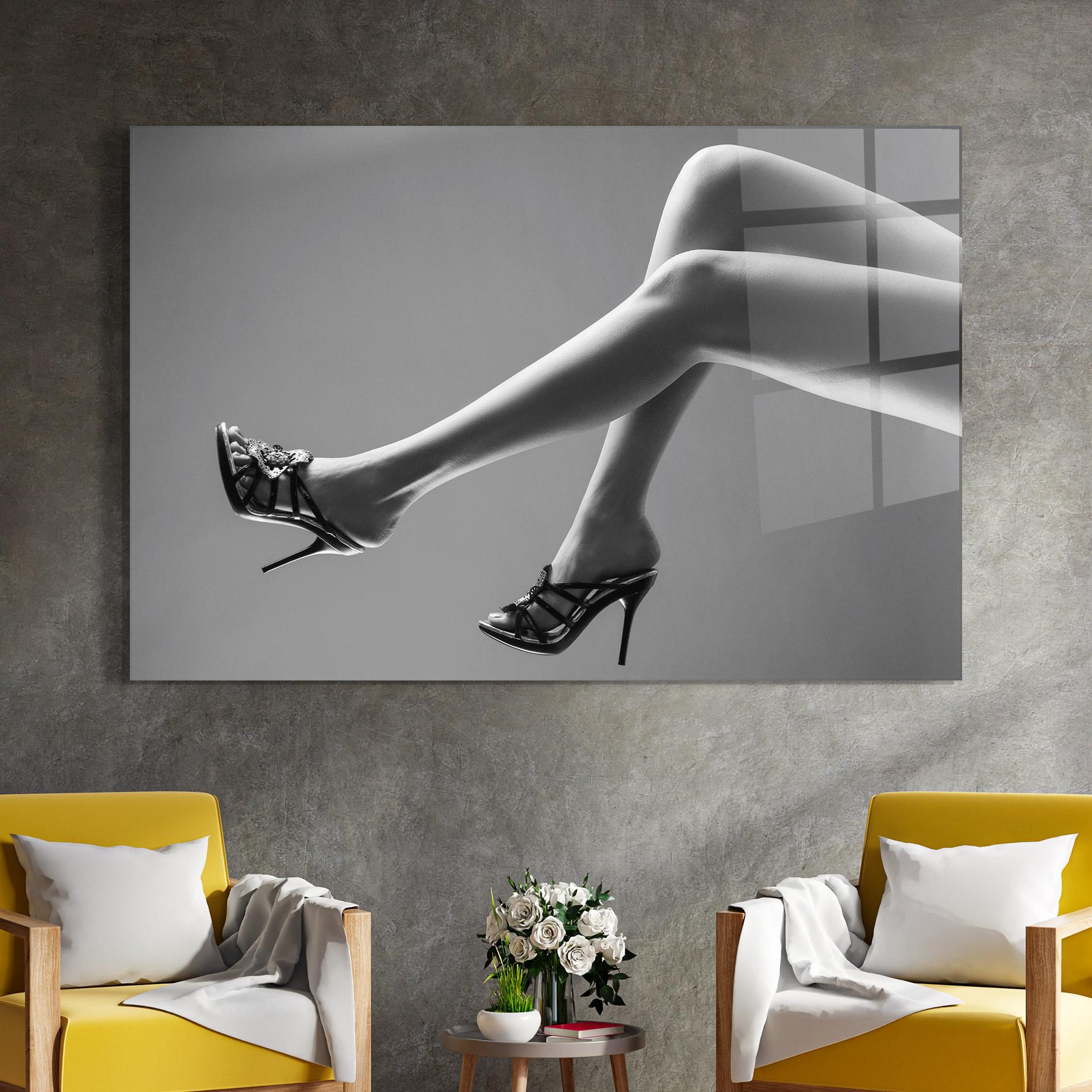 Obraz na Szkle Black Shoes On Grey mockup 4