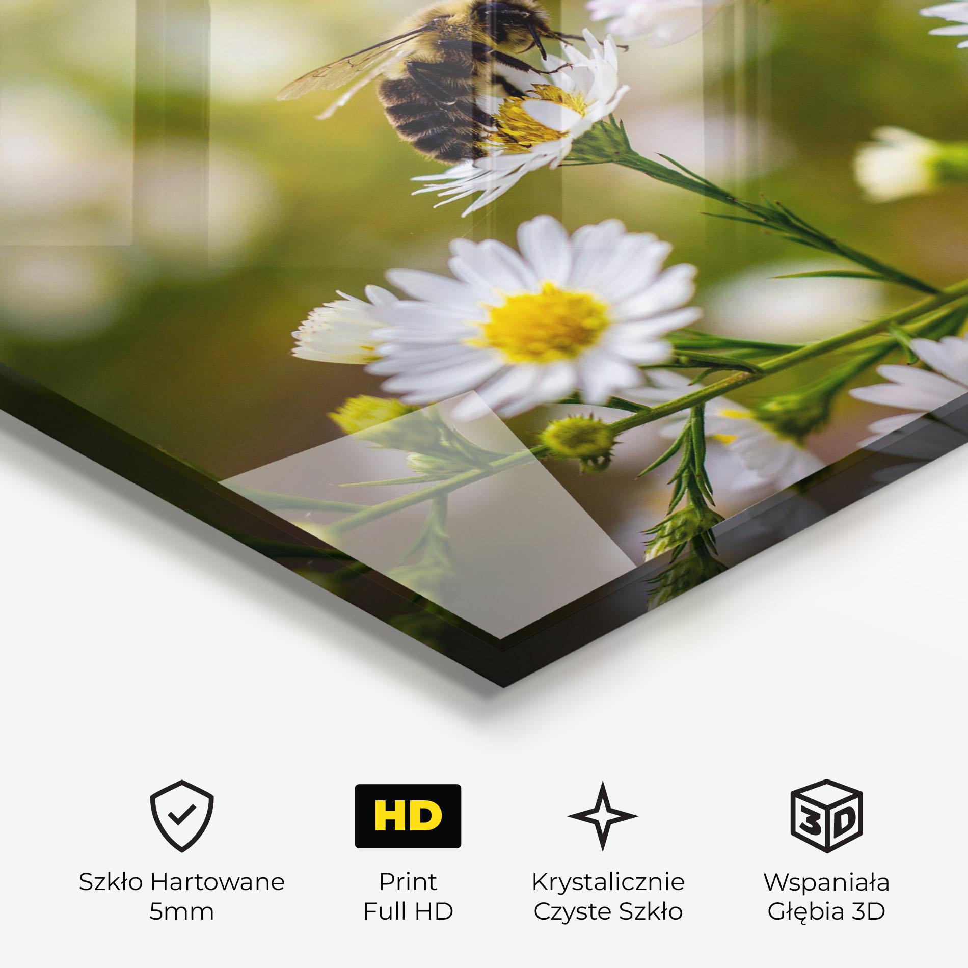 Obraz na Szkle Bee On Small Flower mockup 3